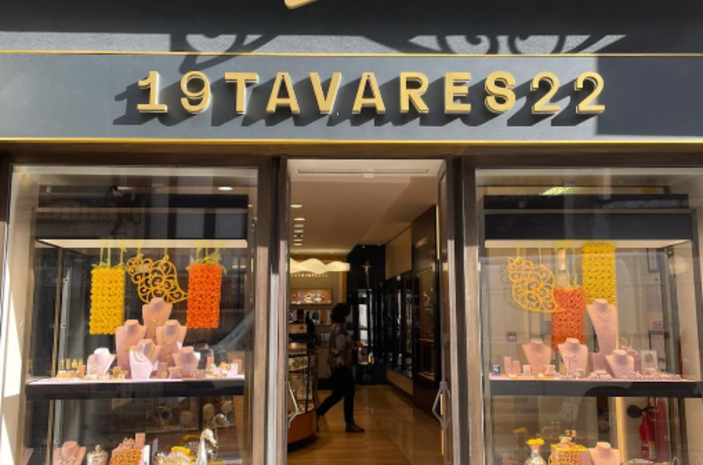 Tavares mantém tradição na Rua da Junqueira